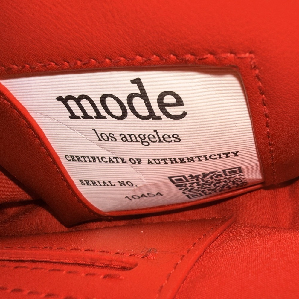Mode Los Angeles Handbag Women OS Red Excellent Quilted Vegan Leather Crossbody - Picture 4 of 7
